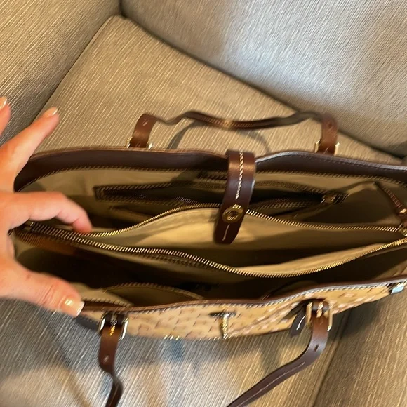 Dooney & Bourke Pittsburgh Pirates purse - Picture 3 of 12